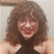 Profesora de inglés apta para enseñar inglés básico para todas las edades